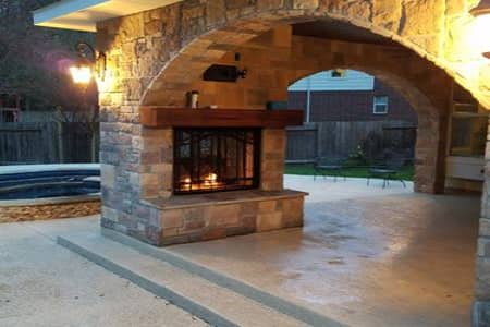 Outdoor Fireplaces Thumbnail